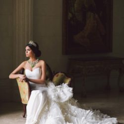 Fancy Face | Wedluxe Magazine’s “La Dolce Vita”