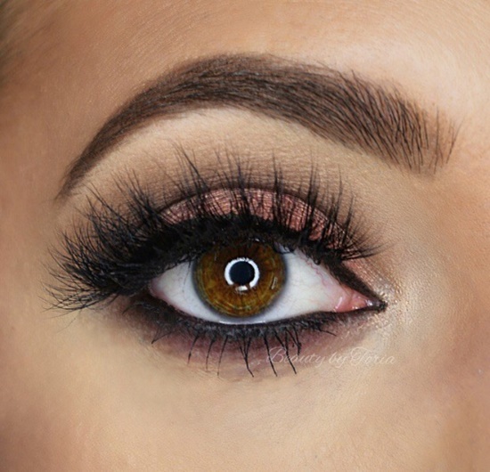 Fancy Face Blog | False lashes: Synthetic, faux mink or authentic mink?